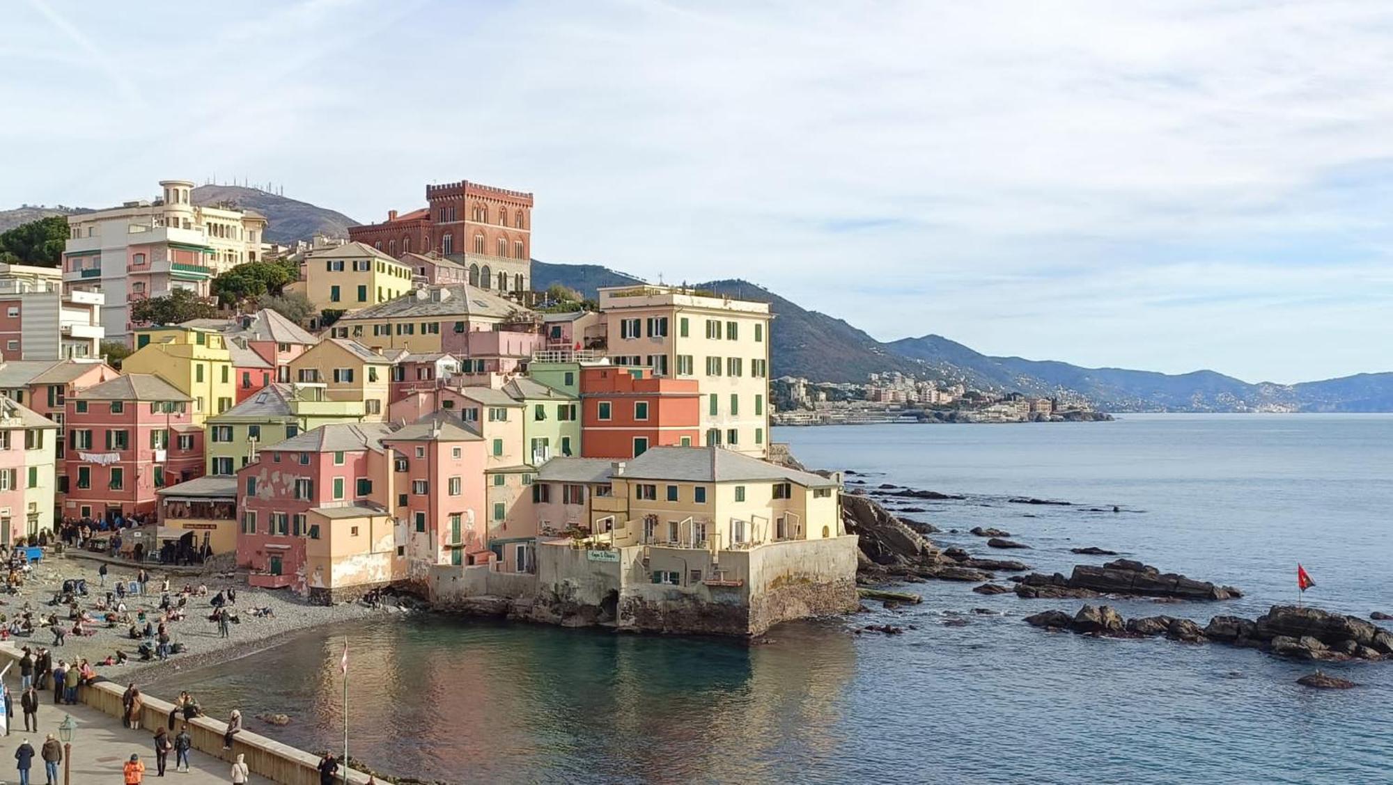 Le Grazie Sopra I Tetti Lägenhet Genua Exteriör bild